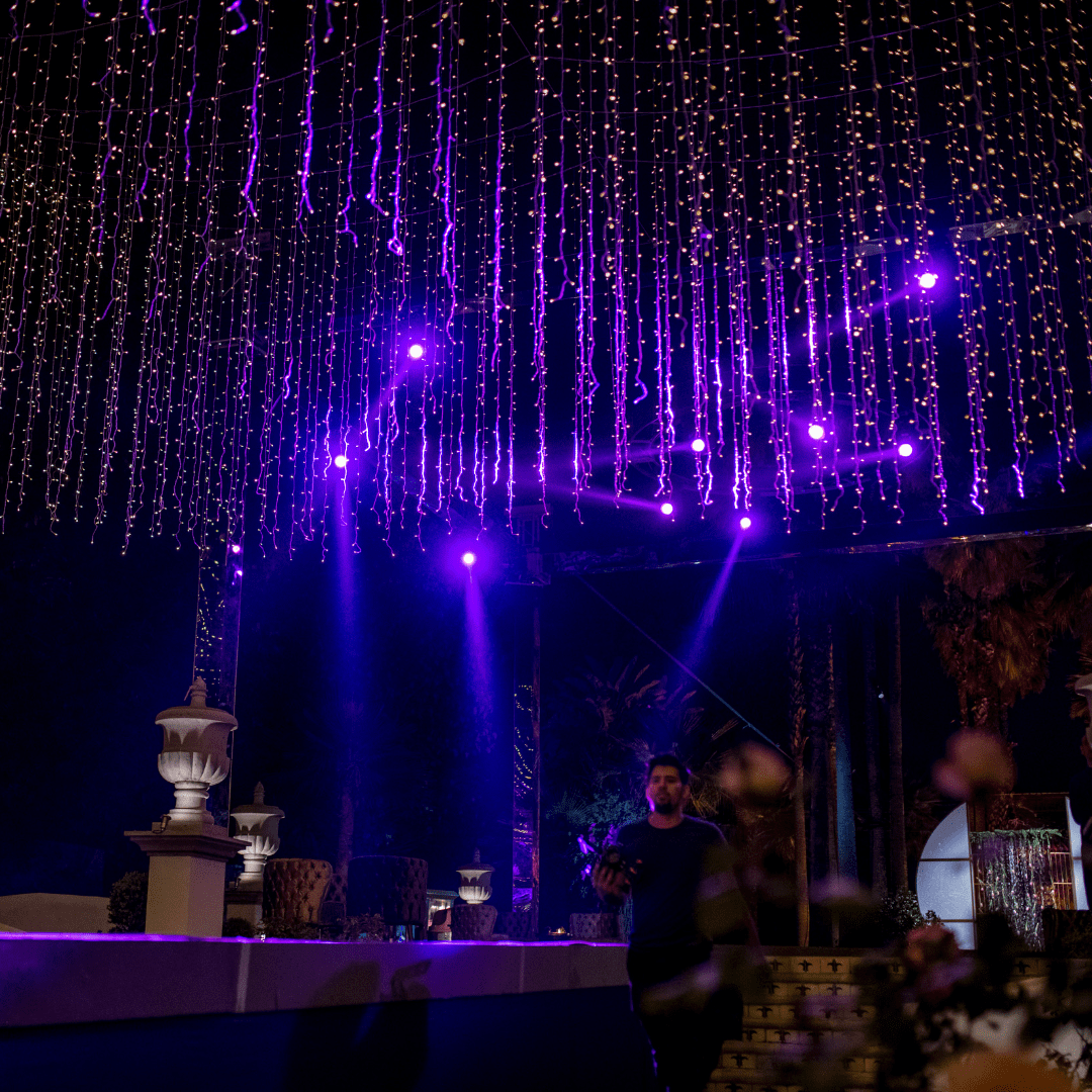 Luces robóticas beam en boda LarAudio